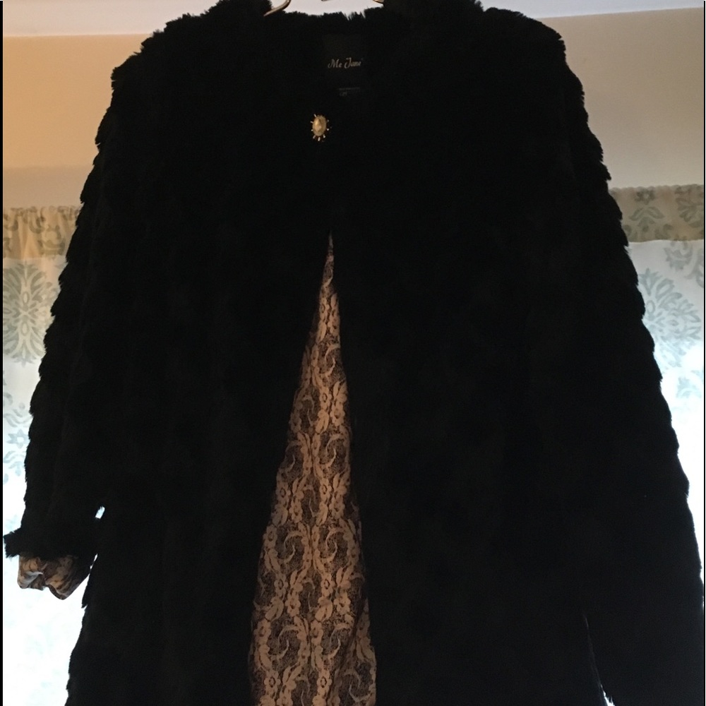 Faux mink button shrug with detailed silk lining